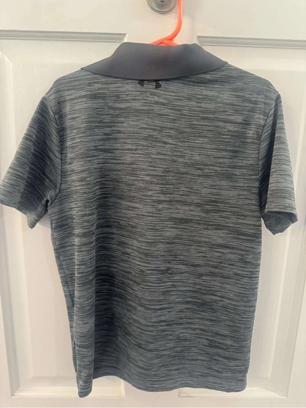 Under Armour boys collared shirt size small